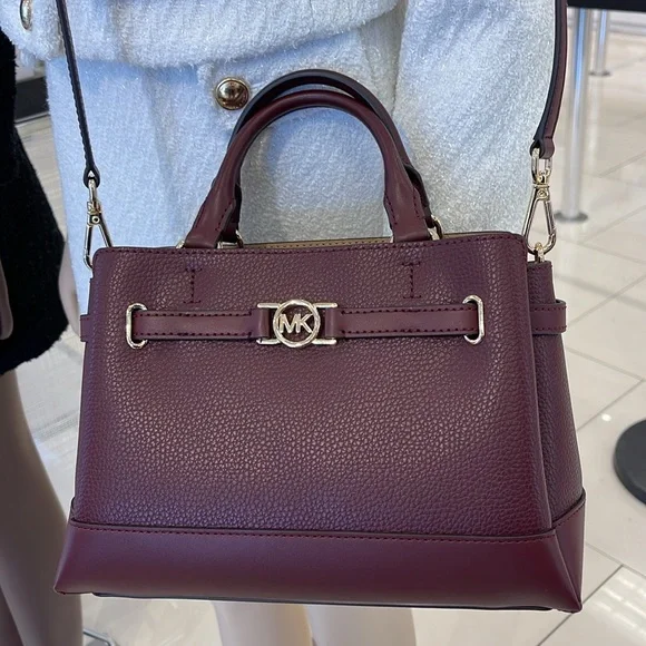 Michael Kors Reed Small Satchel Crossbody Center Zip Bag
Color: OXBLOOD 
NWT - Picture 10 of 16